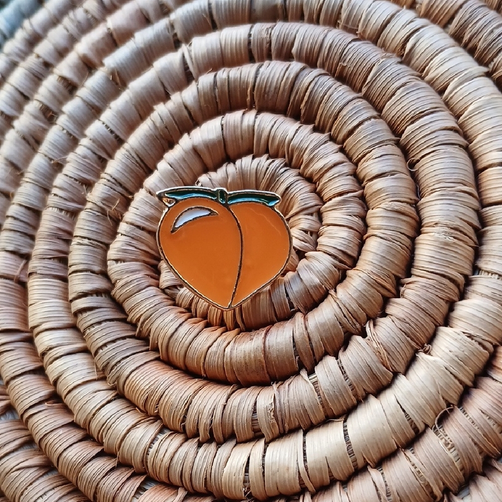 5/$25 NEW Peach Enamel Pin